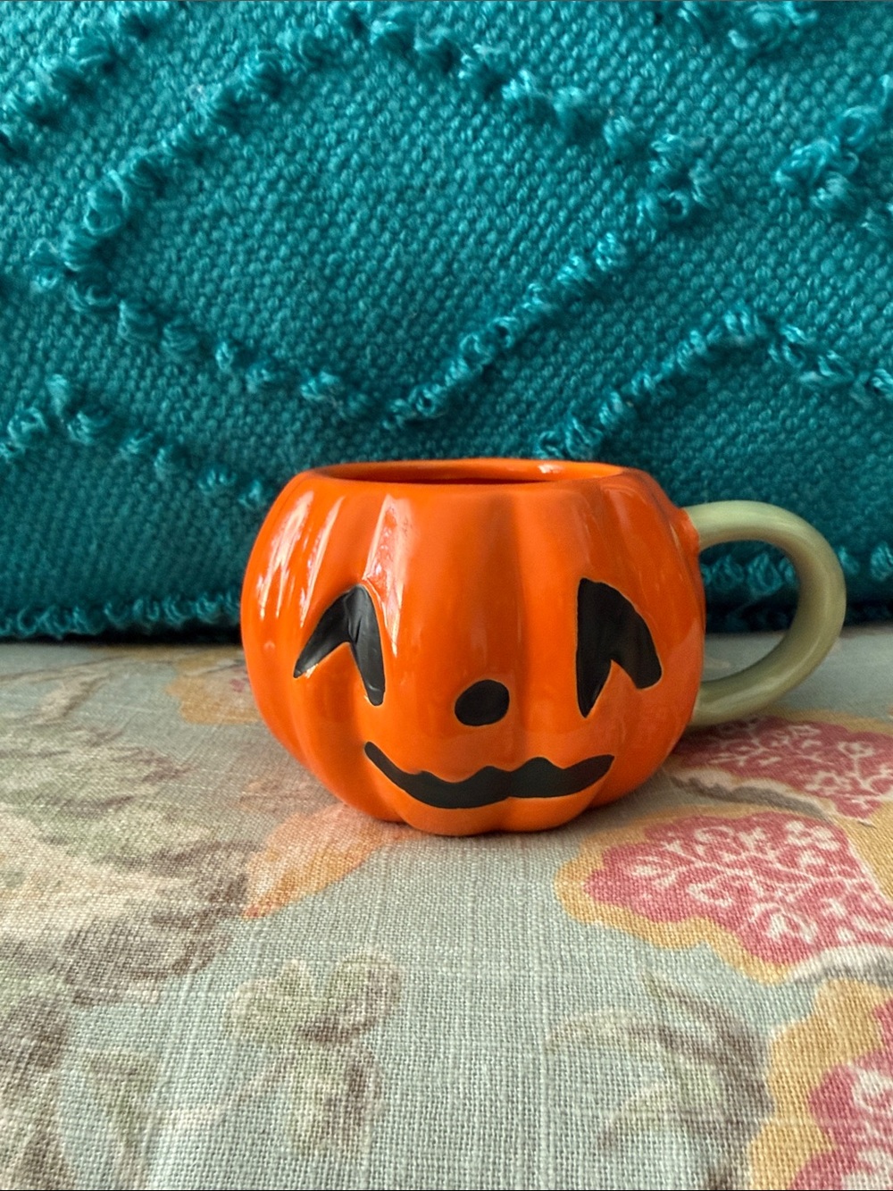Hyde and Eek! Ceramic Pumpkin Jack-O'-Lantern Mug in Bright Orange
